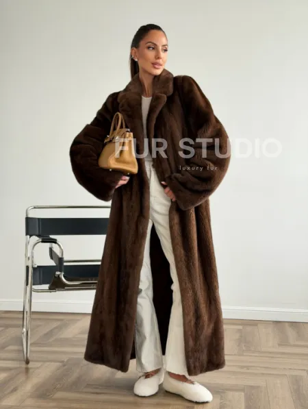 Прямая шуба из норки с поясом - фото 10