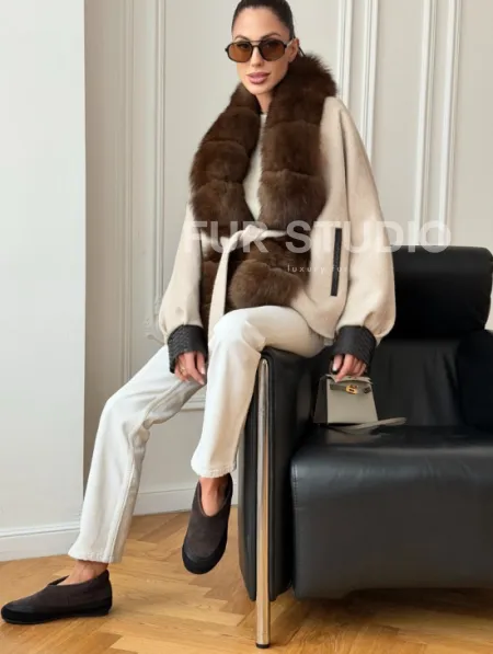 Женское шерстяное полупальто с мехом - фото 5