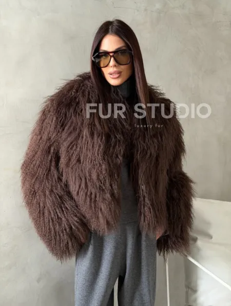 Модный полушубок из ламы - фото 0