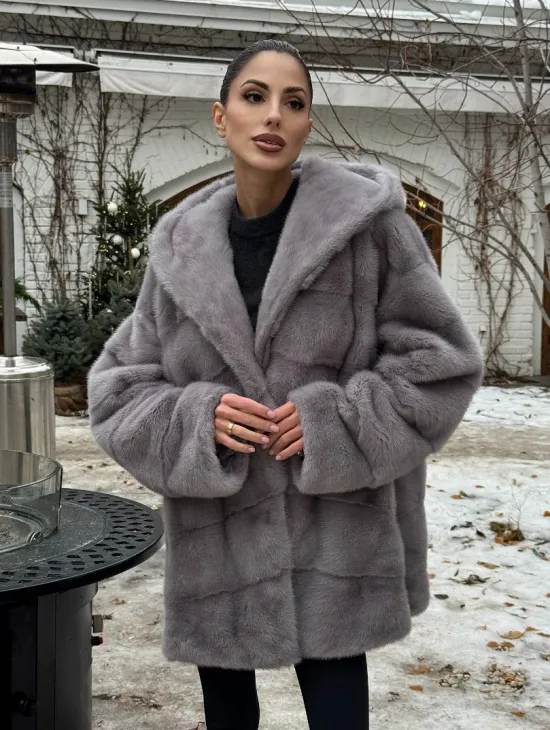 Полушубок норковый с капюшоном - фото 11