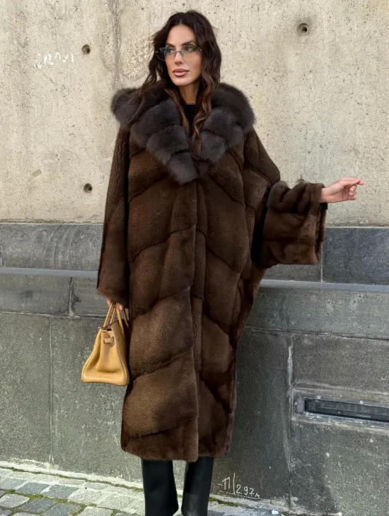 Норковое пальто в стиле 