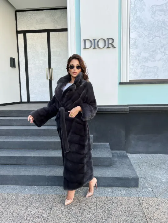 Длинная норковая шуба в цвете графит - фото 0