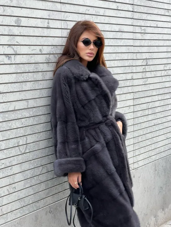 Удлиненная шуба из норки в цвете графит - фото 1