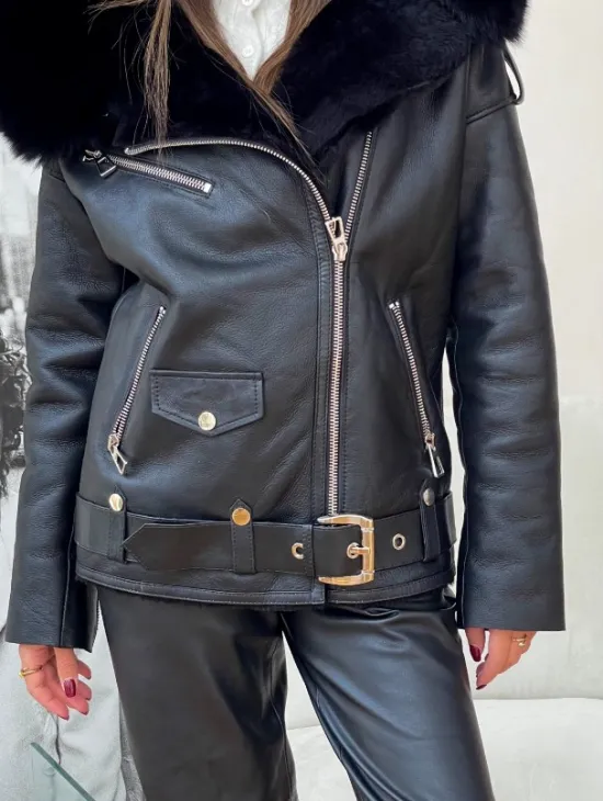 Дубленка авиатор из натуральной овчины с капюшоном - фото 1