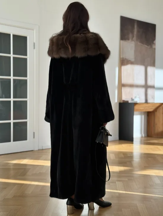 Шуба из меха норки BLACKGLAMA - фото 7