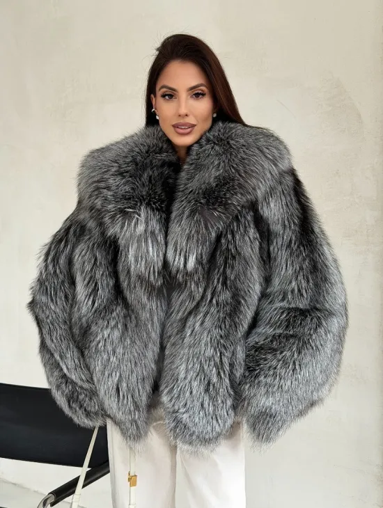 Полушубок из чернобурой лисы - фото 0