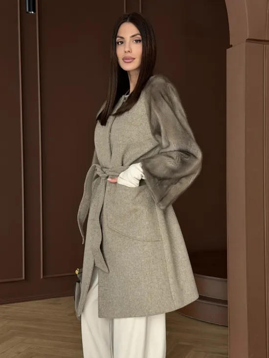 Женское пальто с меховыми рукавами из норки - фото 6