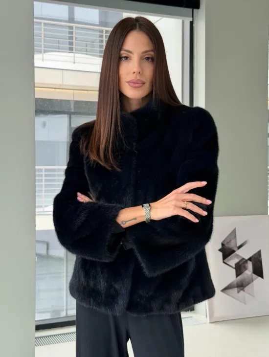 Укороченный норковый жакет - фото 8