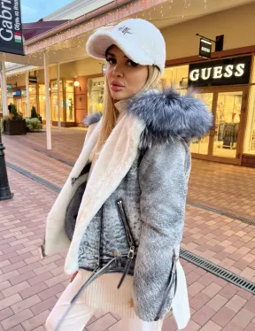 Авиатор из винтажной кожи с меховым капюшоном - фото 0