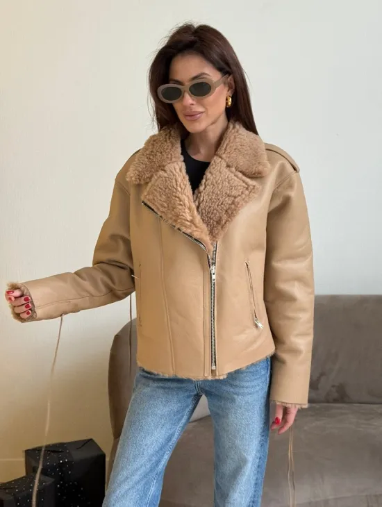 Дубленка - куртка со шнуровкой на спине - фото 3