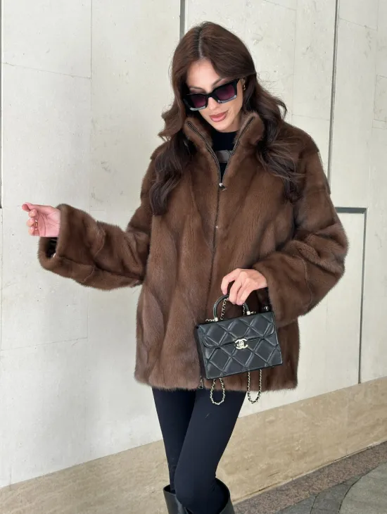 Норковая шуба в коричневом оттенке - Соболь - фото 4